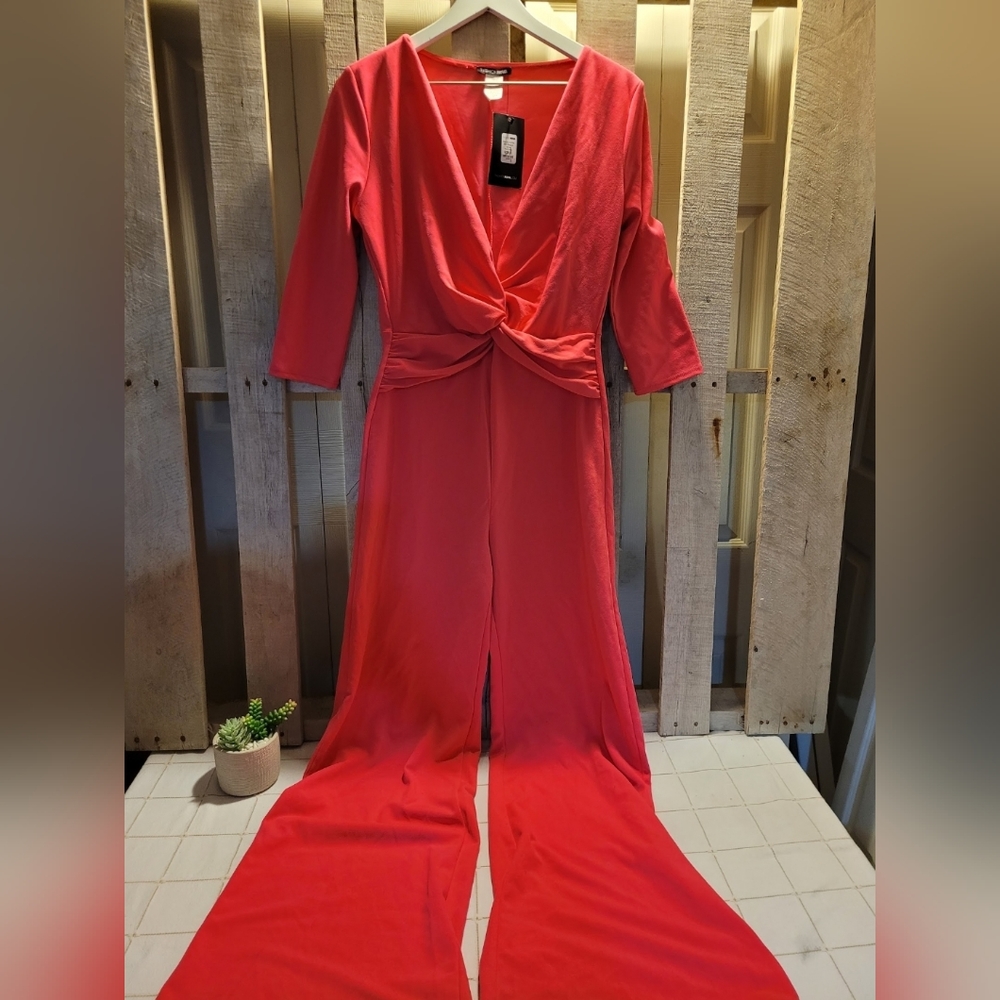 NWT Fashion Nova Jumpsuit size xl